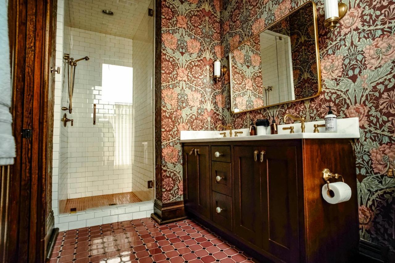 Willa Henrie House I Luxury 4Br Downtown Historic Gem With Library & Patio Nashville Zewnętrze zdjęcie